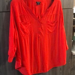 Torrid Blouse Size 3 w/pockets/button up sleeves